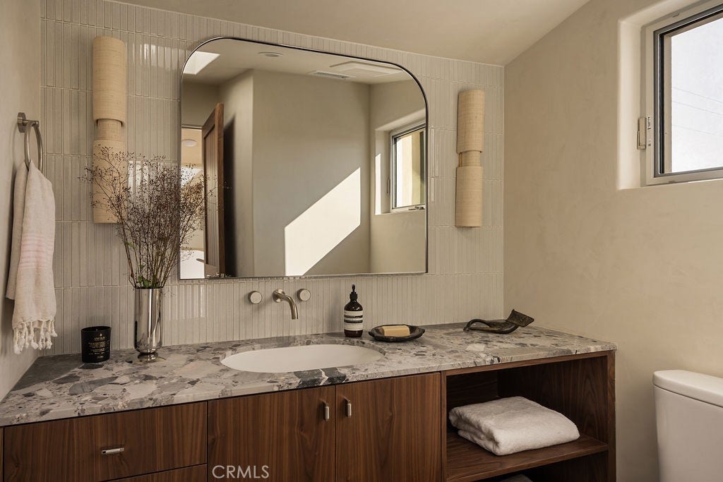 1201 W Bay Avenue, Newport Beach, CA 92661 1201 W Bay Avenue, Newport Beach, CA 92661