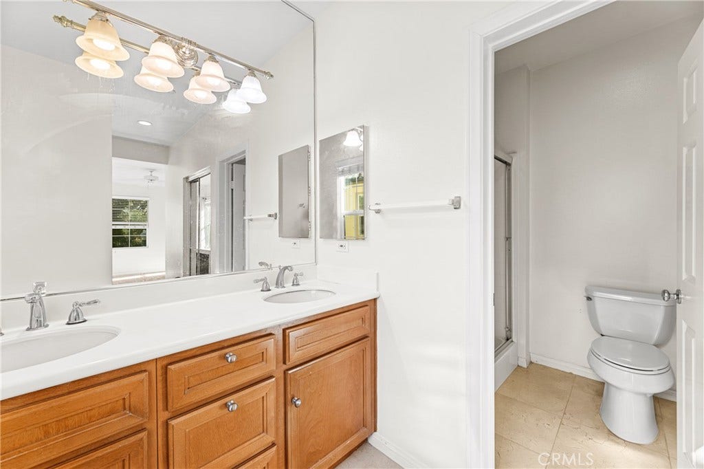 32 Perennial, Irvine, CA 92603 32 Perennial, Irvine, CA 92603