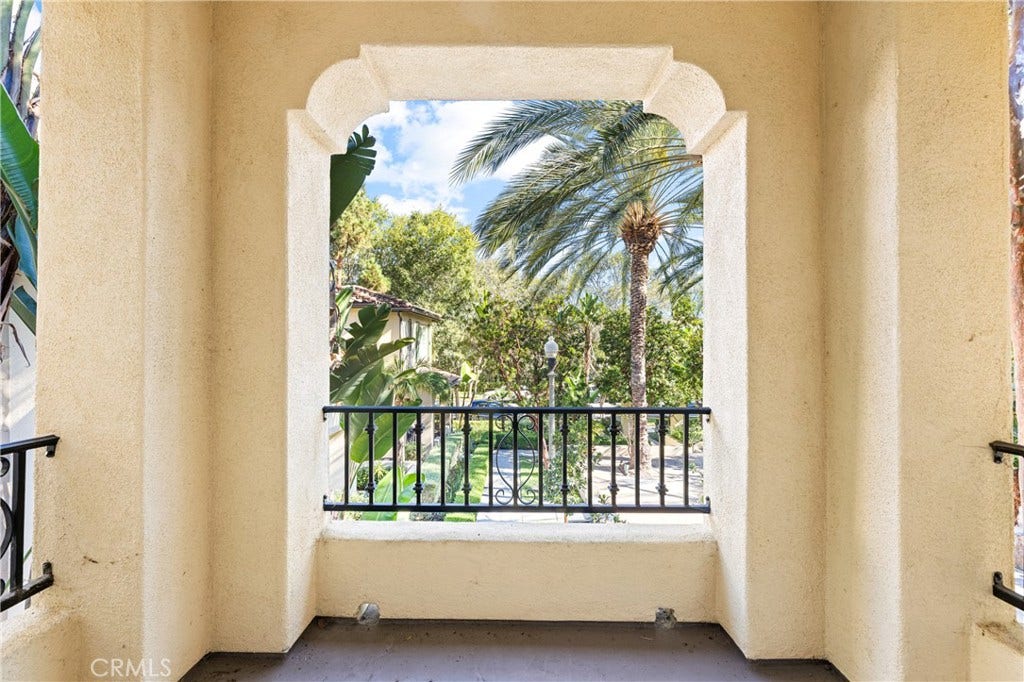 32 Perennial, Irvine, CA 92603 32 Perennial, Irvine, CA 92603
