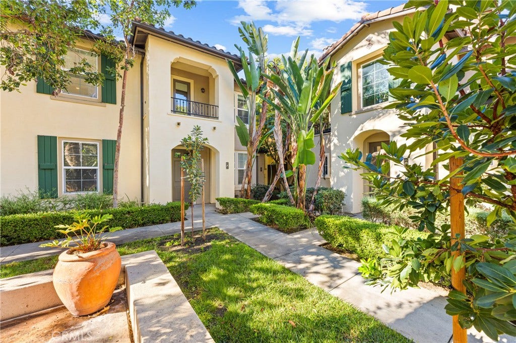 32 Perennial, Irvine, CA 92603 32 Perennial, Irvine, CA 92603