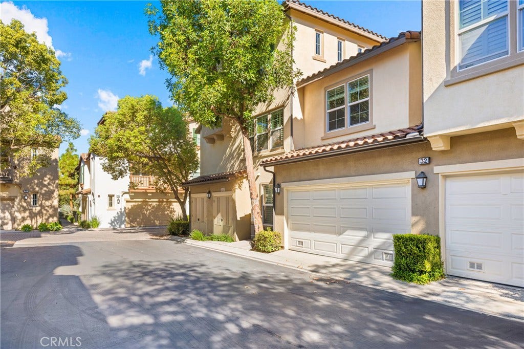32 Perennial, Irvine, CA 92603 32 Perennial, Irvine, CA 92603
