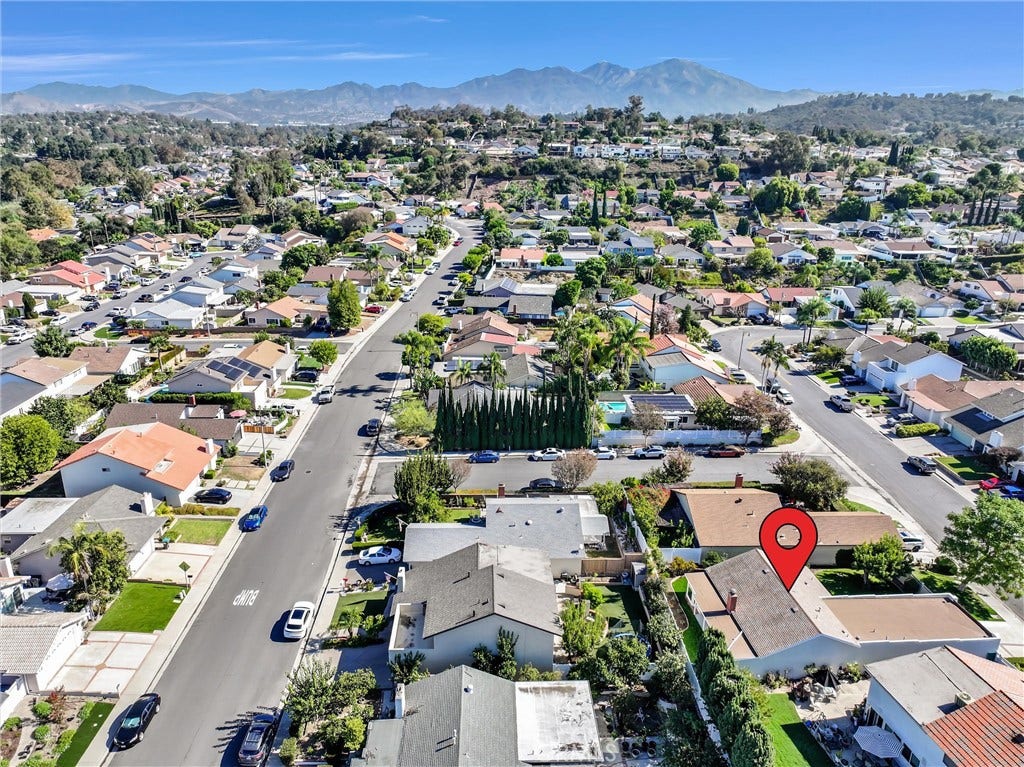 22785 Fortuna Lane, Mission Viejo, CA 92691 22785 Fortuna Lane, Mission Viejo, CA 92691