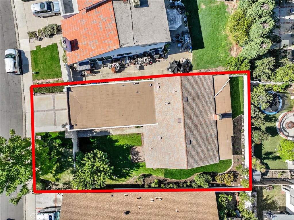 22785 Fortuna Lane, Mission Viejo, CA 92691 22785 Fortuna Lane, Mission Viejo, CA 92691