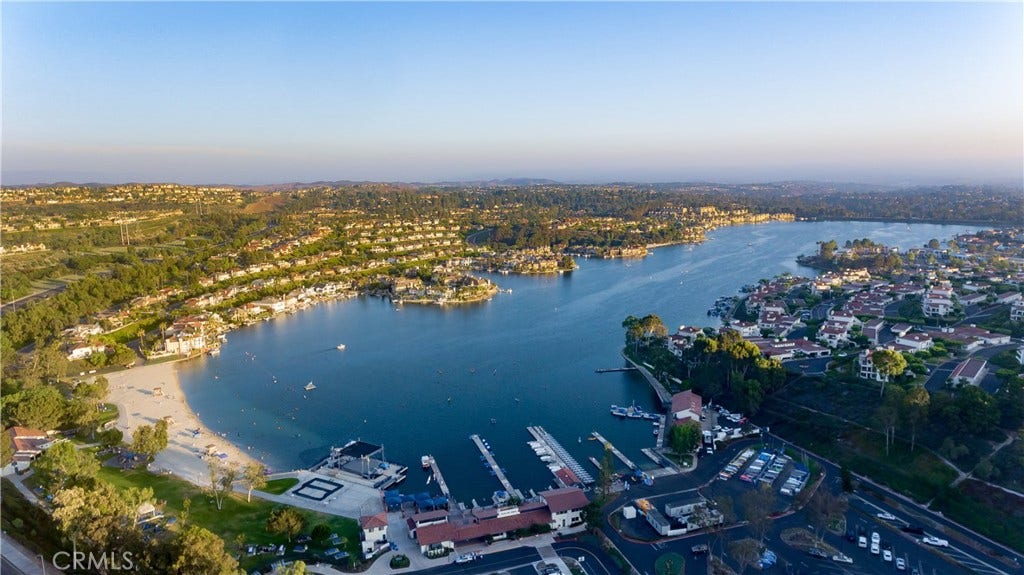 22785 Fortuna Lane, Mission Viejo, CA 92691 22785 Fortuna Lane, Mission Viejo, CA 92691