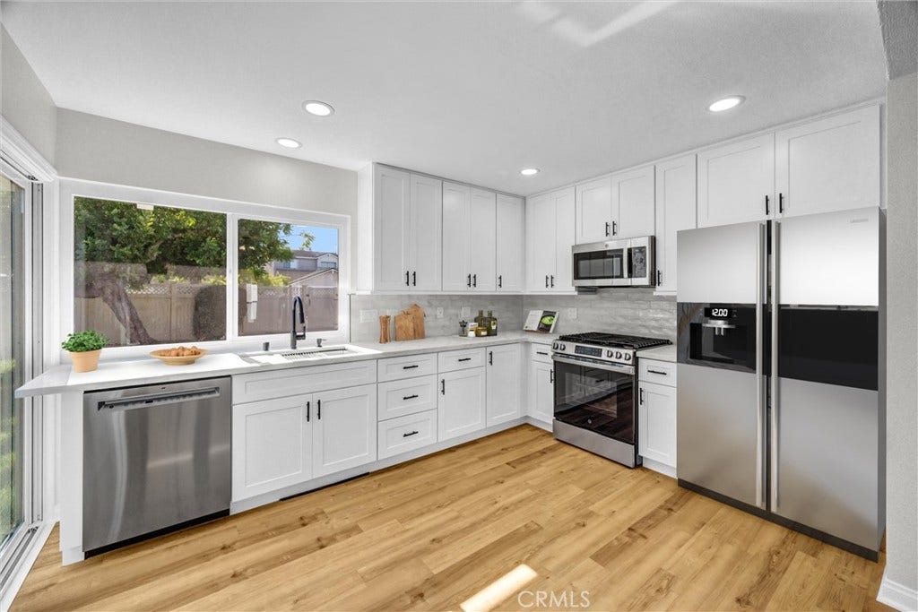 22785 Fortuna Lane, Mission Viejo, CA 92691 Virtual Staging.
