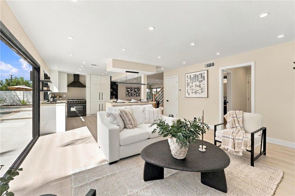 24396 Calle Pequeno, Lake Forest, CA 92630 24396 Calle Pequeno, Lake Forest, CA 92630