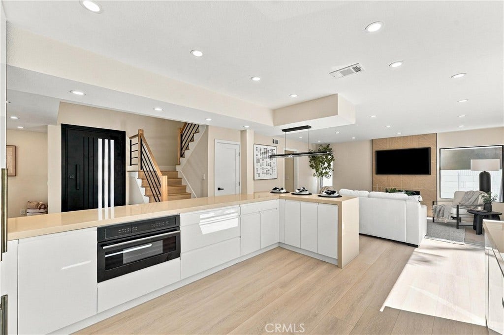 24396 Calle Pequeno, Lake Forest, CA 92630 24396 Calle Pequeno, Lake Forest, CA 92630