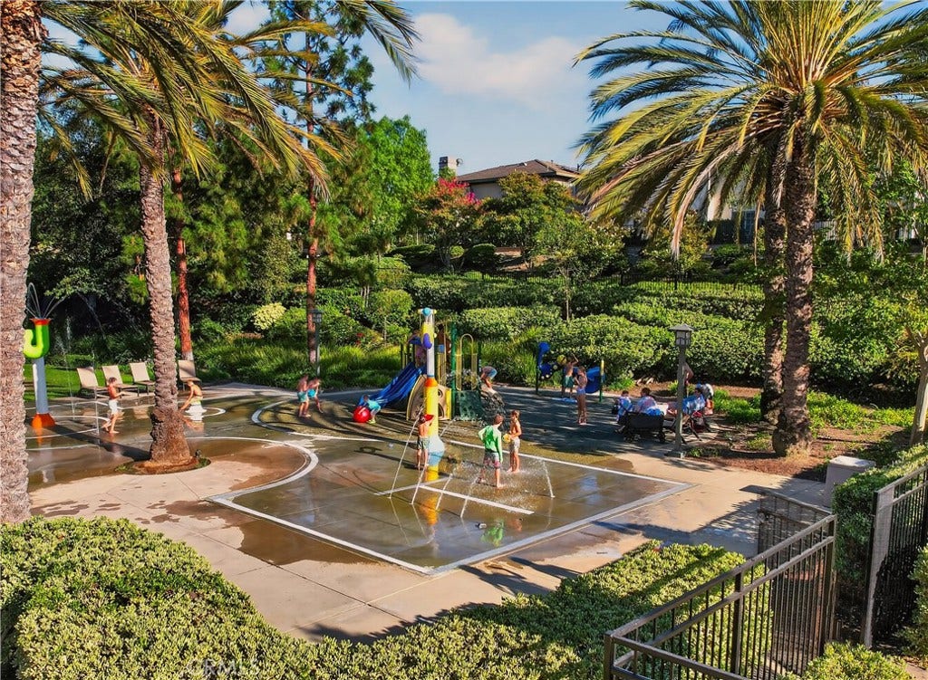 15 Kyle Court, Ladera Ranch, CA 92694