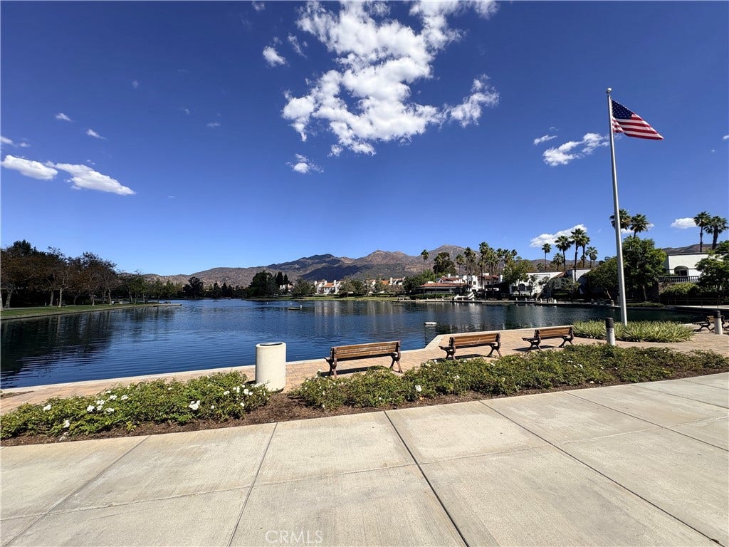 Beautiful Lago Santa Margarita