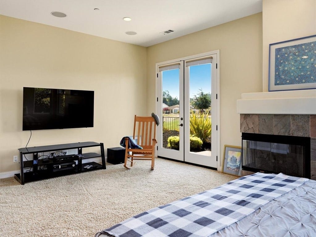918 Jordan Court, Nipomo, CA 93444 Master Bedroom with French Doors