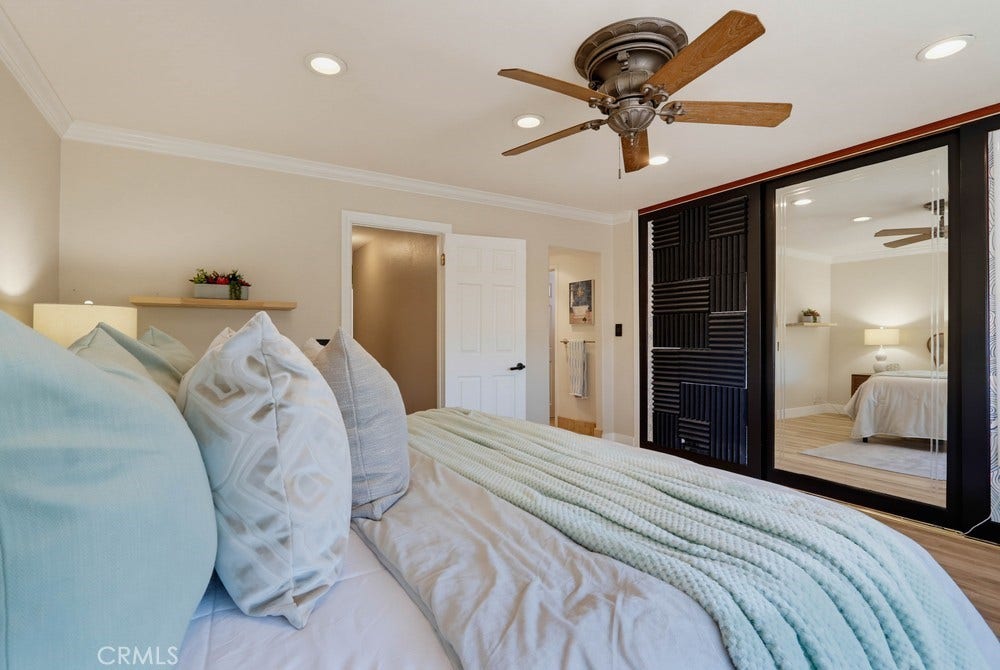 5550 E Edgemar, Anaheim, CA 92807