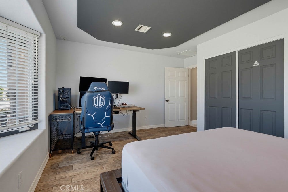 5550 E Edgemar, Anaheim, CA 92807