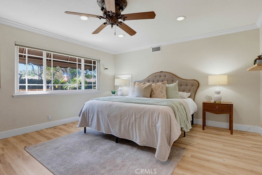 5550 E Edgemar, Anaheim, CA 92807