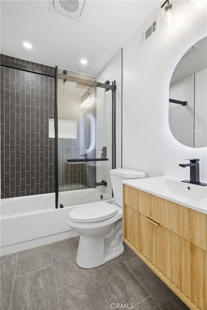25810 Browning Place, Stevenson Ranch, CA 91381 2nd bathroom