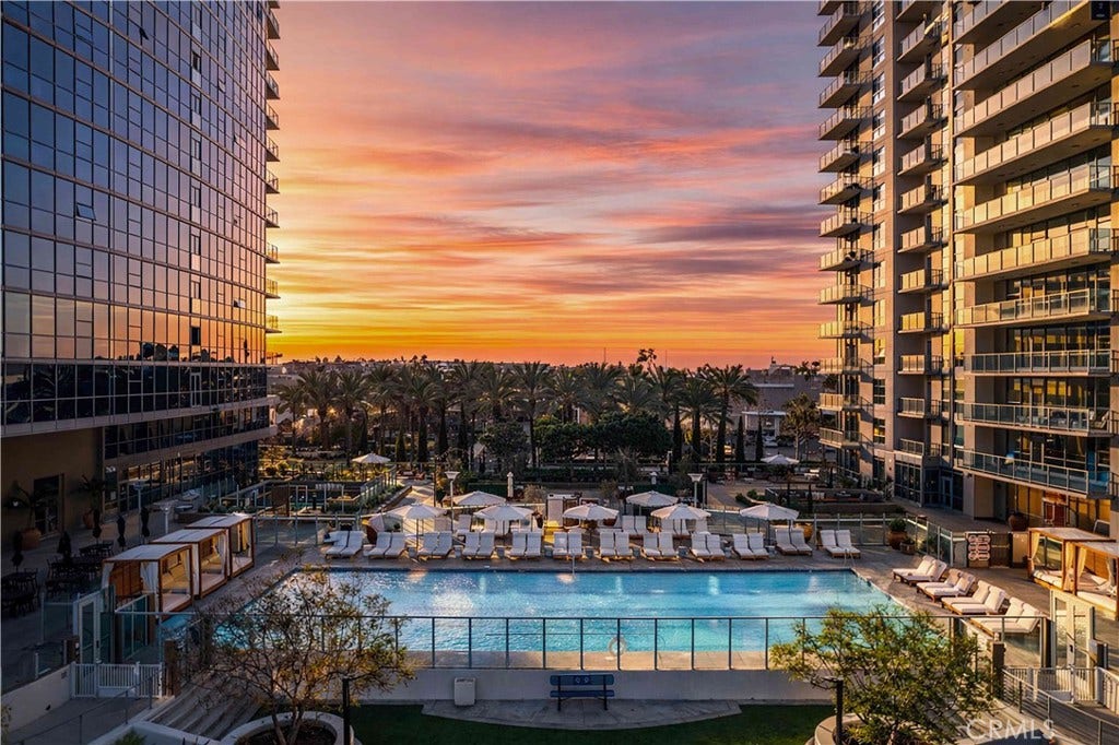 9 MacArthur Place, #1507, Santa Ana, CA 92707 9 MacArthur Place, #1507, Santa Ana, CA 92707