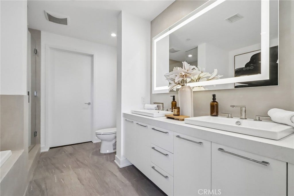 9 MacArthur Place, #1507, Santa Ana, CA 92707 9 MacArthur Place, #1507, Santa Ana, CA 92707