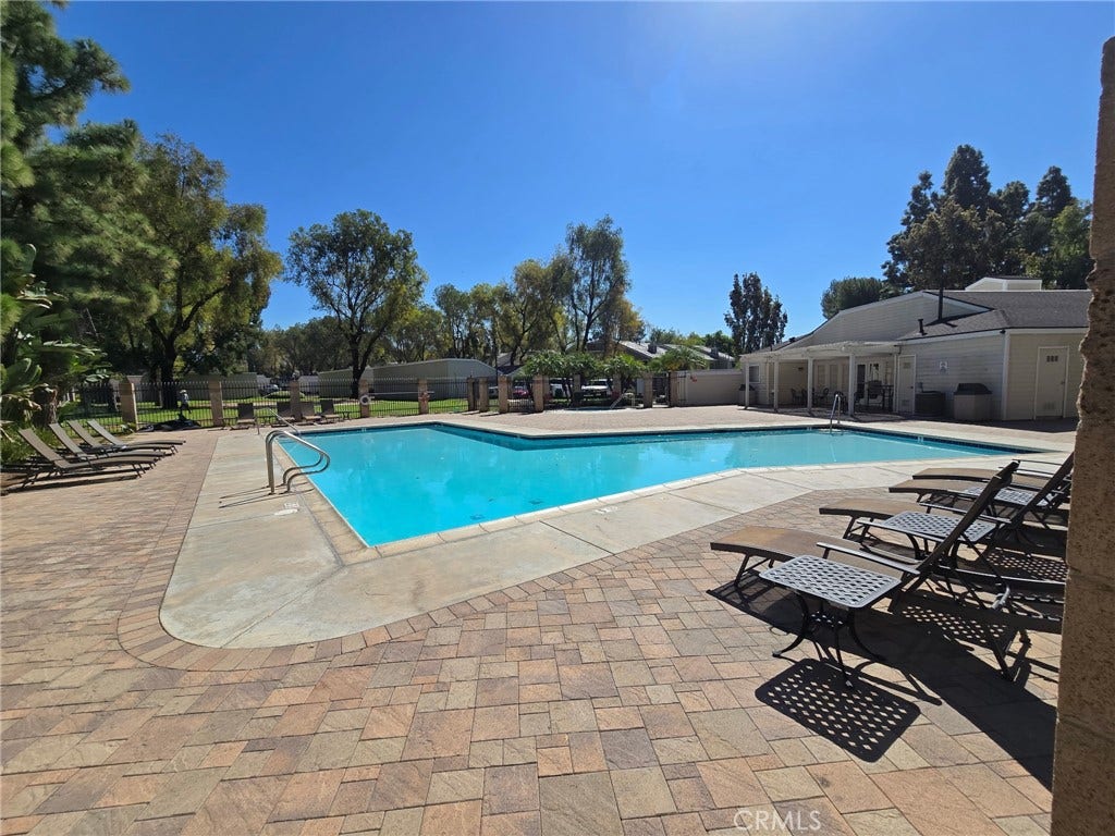 23472 Cambridge Road, #297, Yorba Linda, CA 92887 The association pool from another angle.