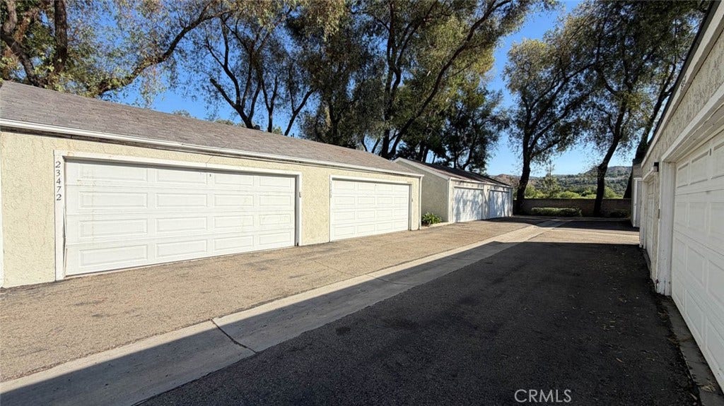 23472 Cambridge Road, #297, Yorba Linda, CA 92887 2 car detached garage.