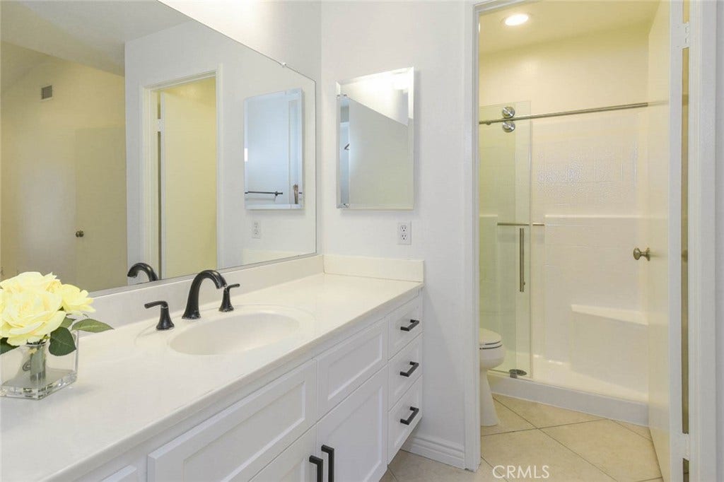 23472 Cambridge Road, #297, Yorba Linda, CA 92887 Large vanity space with private walk-in shower.
