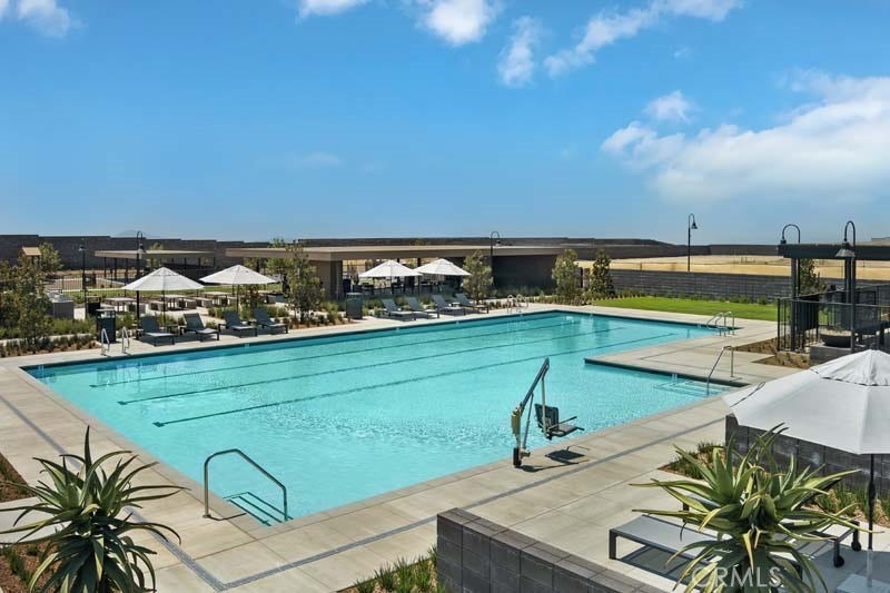 15881 Blue Copper Way, Fontana, CA 92336