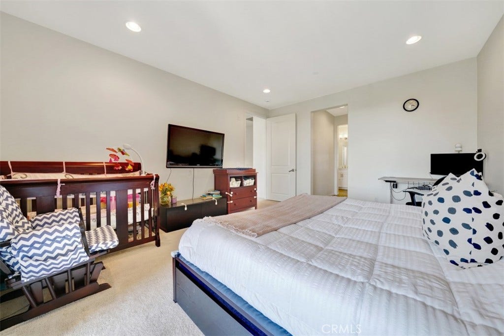92 Capricorn, Irvine, CA 92618 Primary Bedroom