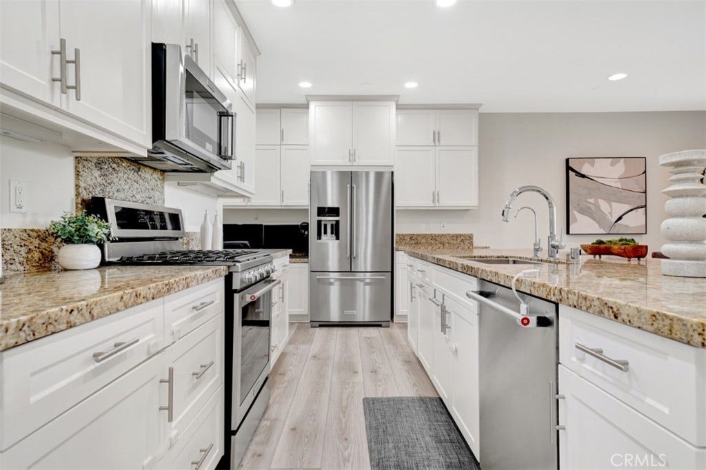 92 Capricorn, Irvine, CA 92618 Kitchen