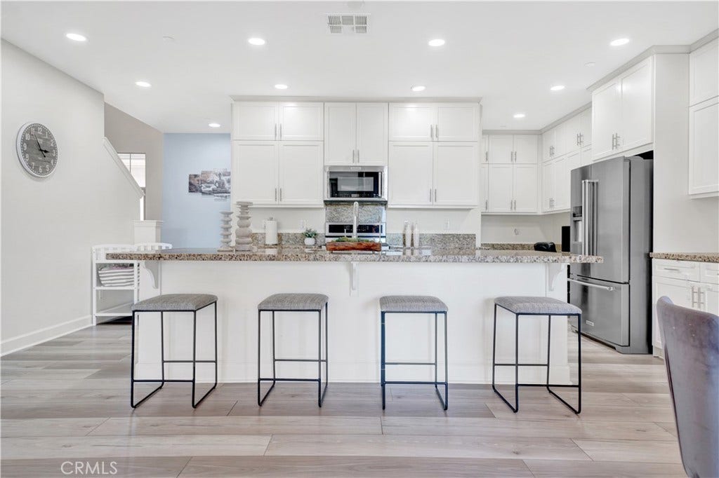 92 Capricorn, Irvine, CA 92618 Kitchen
