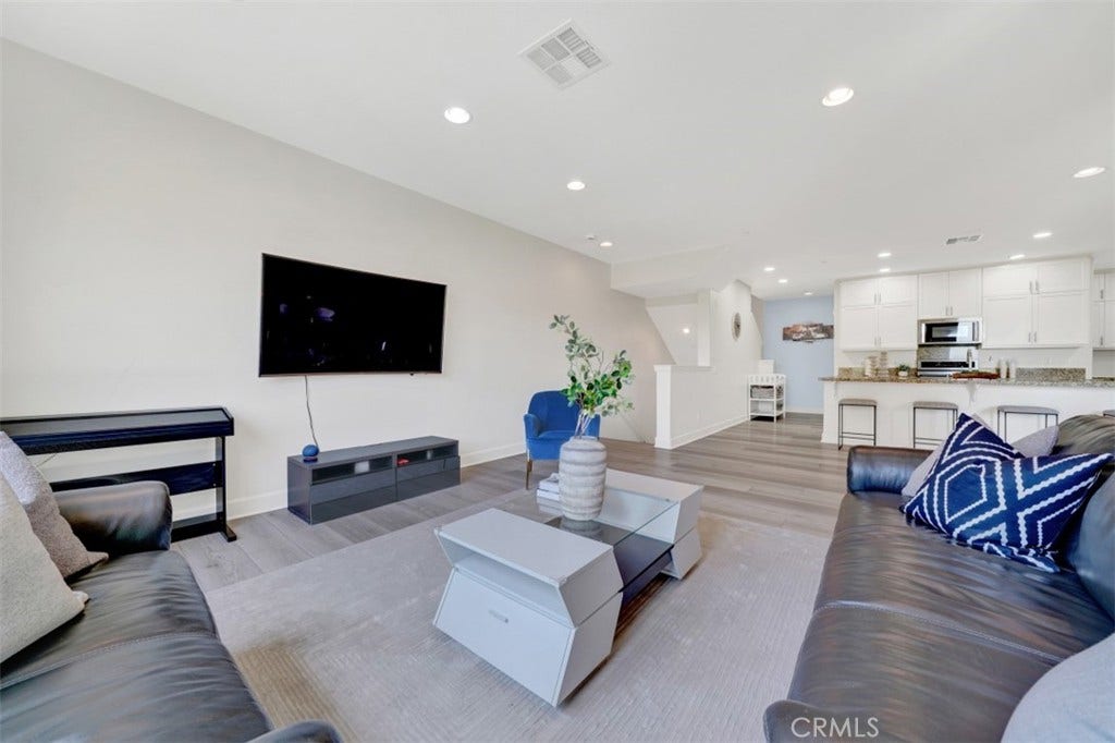 92 Capricorn, Irvine, CA 92618 Living Room