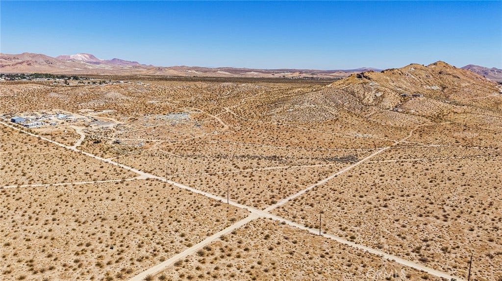 4300 65th Street W, Rosamond, CA 93560
