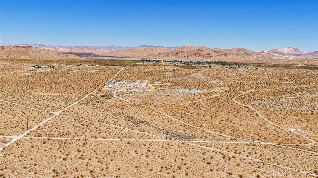 4300 65th Street W, Rosamond, CA 93560