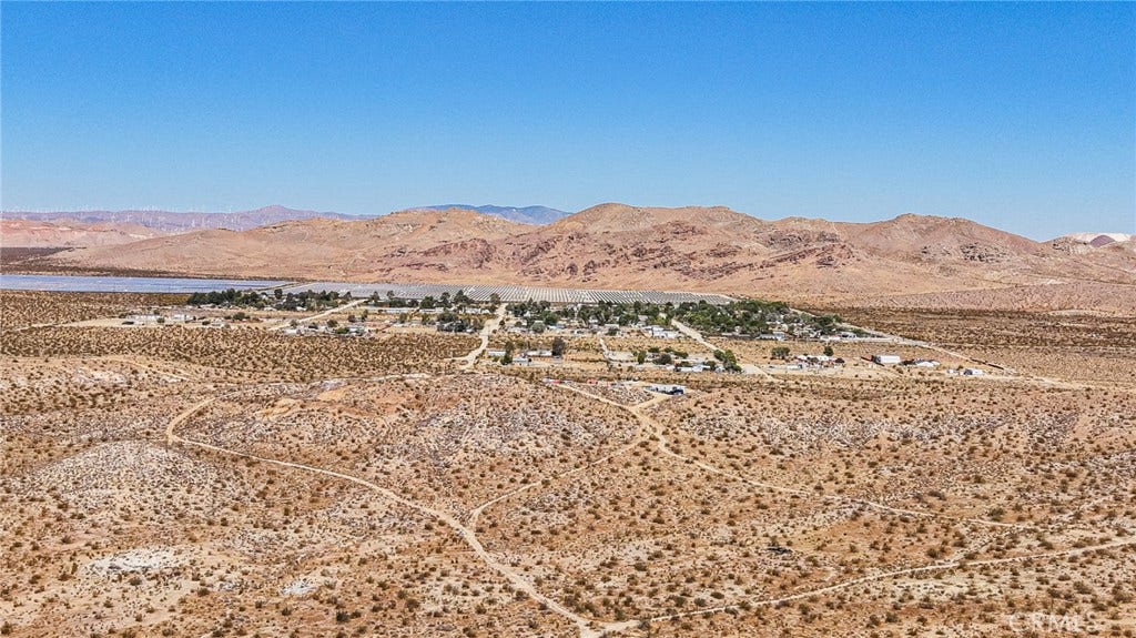 4300 65th Street W, Rosamond, CA 93560