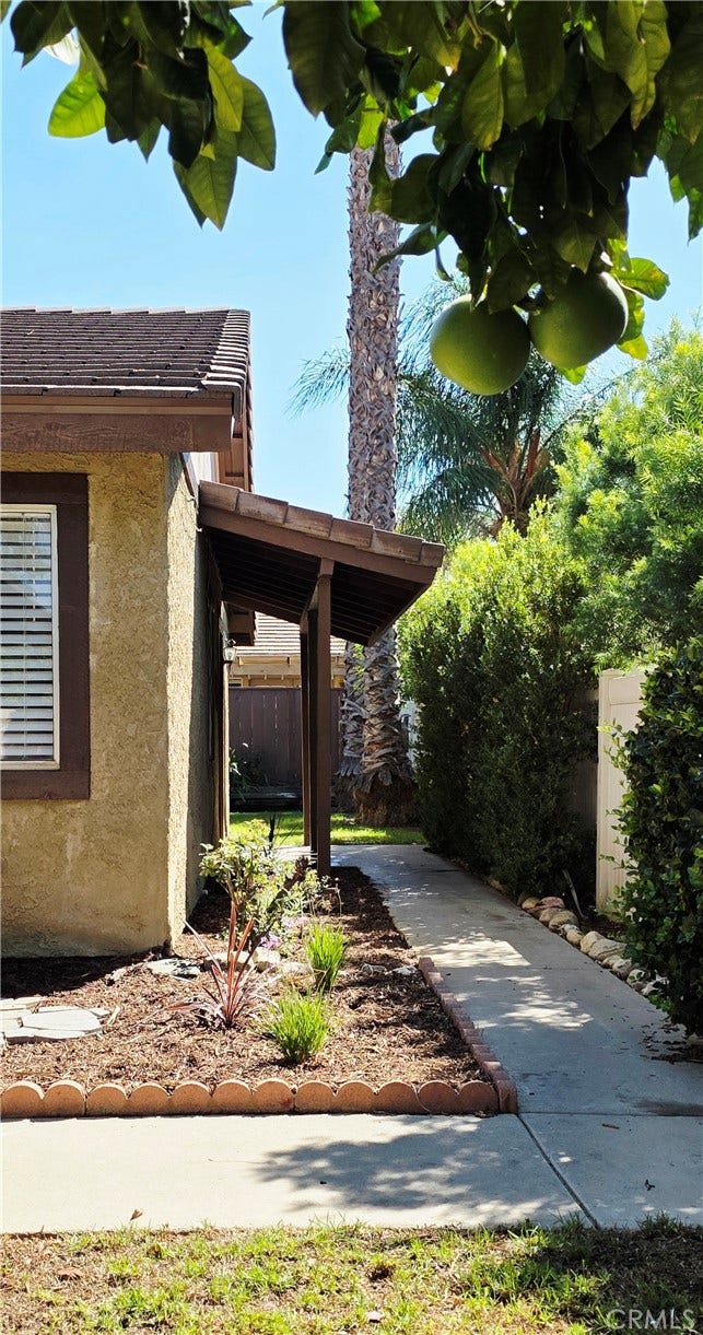 23512 Lampara Drive, Valencia, CA 91355 23512 Lampara Drive, Valencia, CA 91355