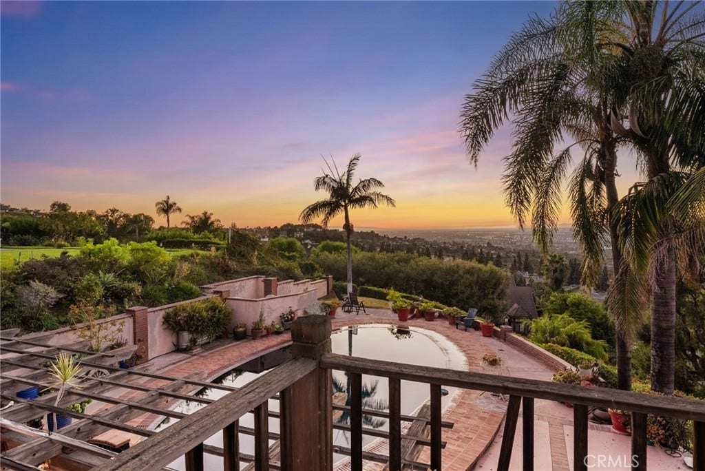 701 S Londerry Lane, Anaheim, CA 92807 701 S Londerry Lane, Anaheim, CA 92807