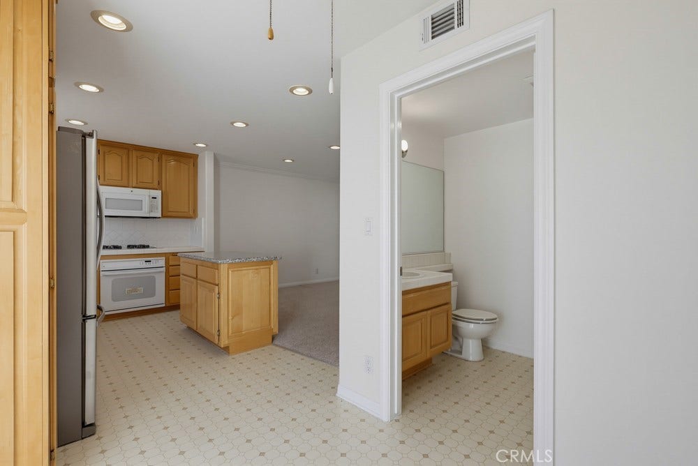 1516 Cravens, #13, Torrance, CA 90501 1516 Cravens, #13, Torrance, CA 90501