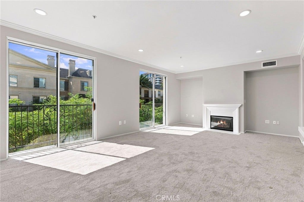 3373 Watermarke, Irvine, CA 92612 3373 Watermarke, Irvine, CA 92612
