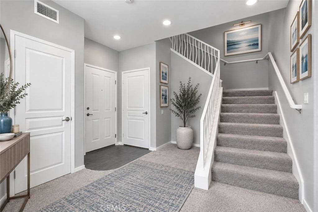 3373 Watermarke, Irvine, CA 92612 3373 Watermarke, Irvine, CA 92612