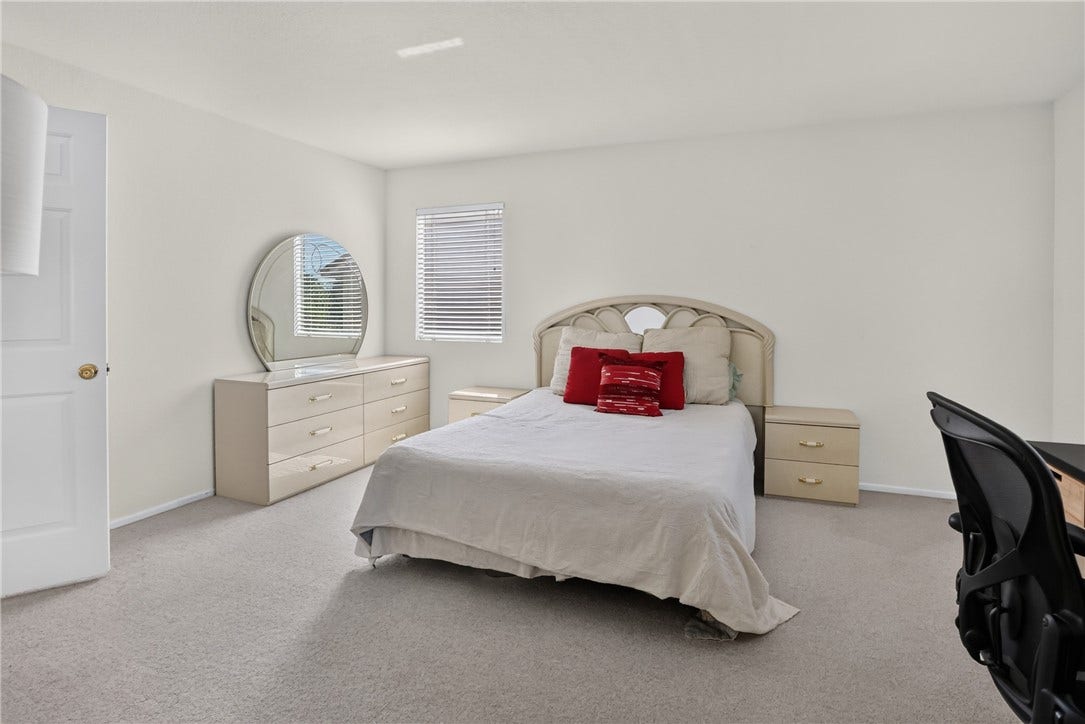 7 Dynasty Court, Irvine, CA 92602 7 Dynasty Court, Irvine, CA 92602