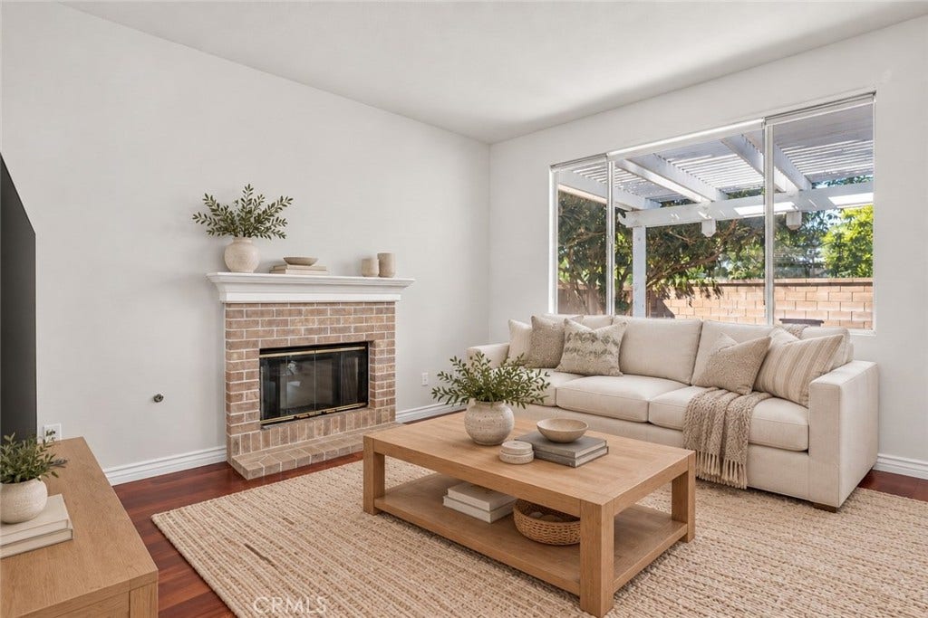 7 Dynasty Court, Irvine, CA 92602 This photo has been virtually staged