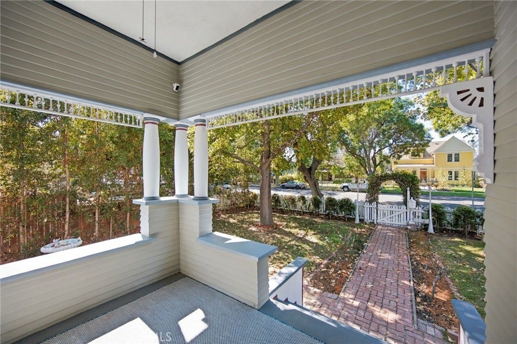 825 N Lacy, Santa Ana, CA 92701 825 N Lacy, Santa Ana, CA 92701