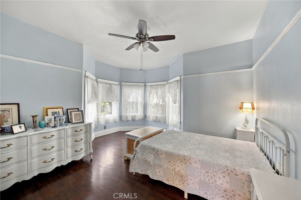 825 N Lacy, Santa Ana, CA 92701 825 N Lacy, Santa Ana, CA 92701