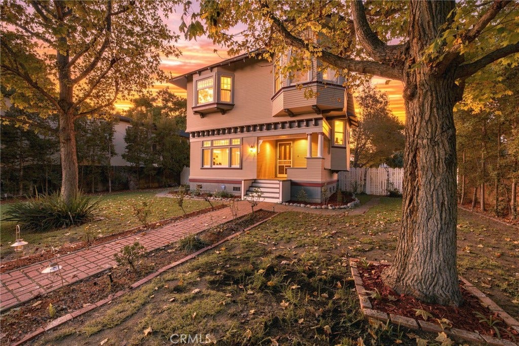 825 N Lacy, Santa Ana, CA 92701 825 N Lacy, Santa Ana, CA 92701