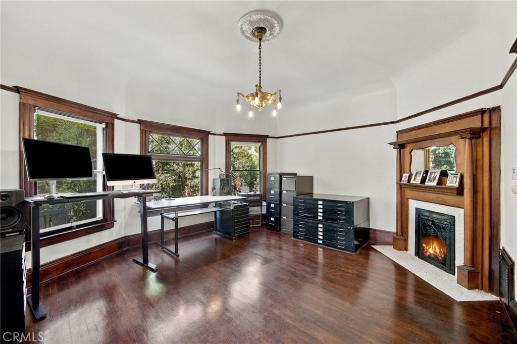 825 N Lacy, Santa Ana, CA 92701 825 N Lacy, Santa Ana, CA 92701
