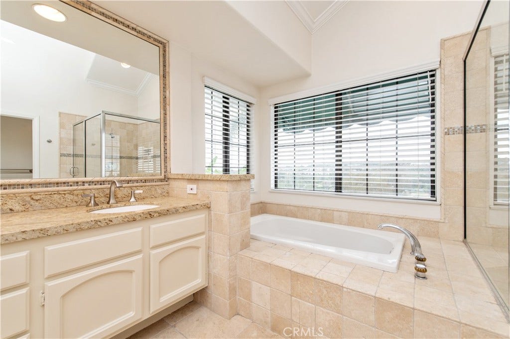 22201 Wayside, Mission Viejo, CA 92692