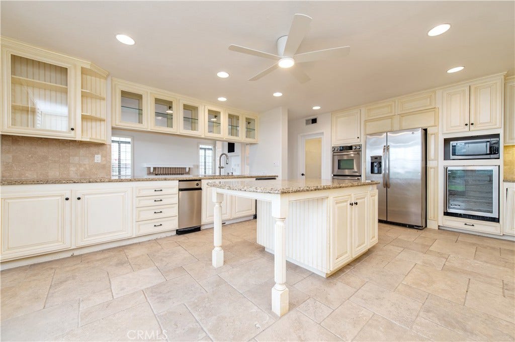 22201 Wayside, Mission Viejo, CA 92692