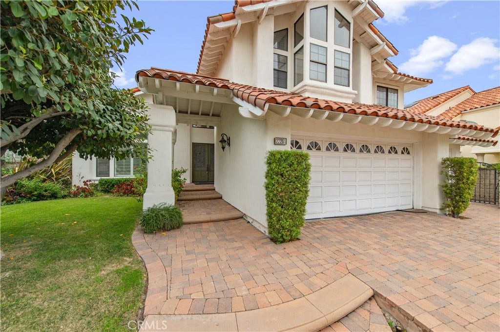 22201 Wayside, Mission Viejo, CA 92692