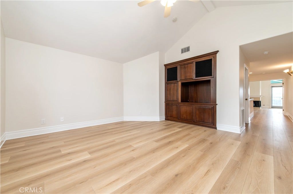 22201 Wayside, Mission Viejo, CA 92692