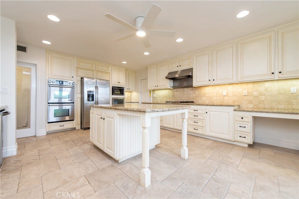 22201 Wayside, Mission Viejo, CA 92692