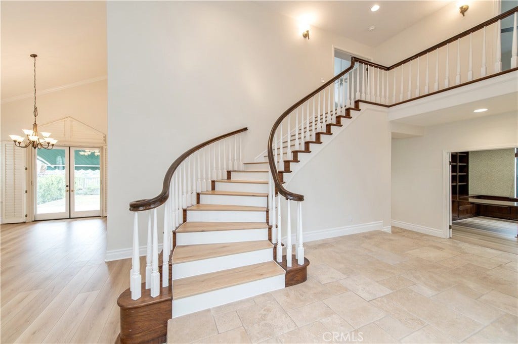 22201 Wayside, Mission Viejo, CA 92692