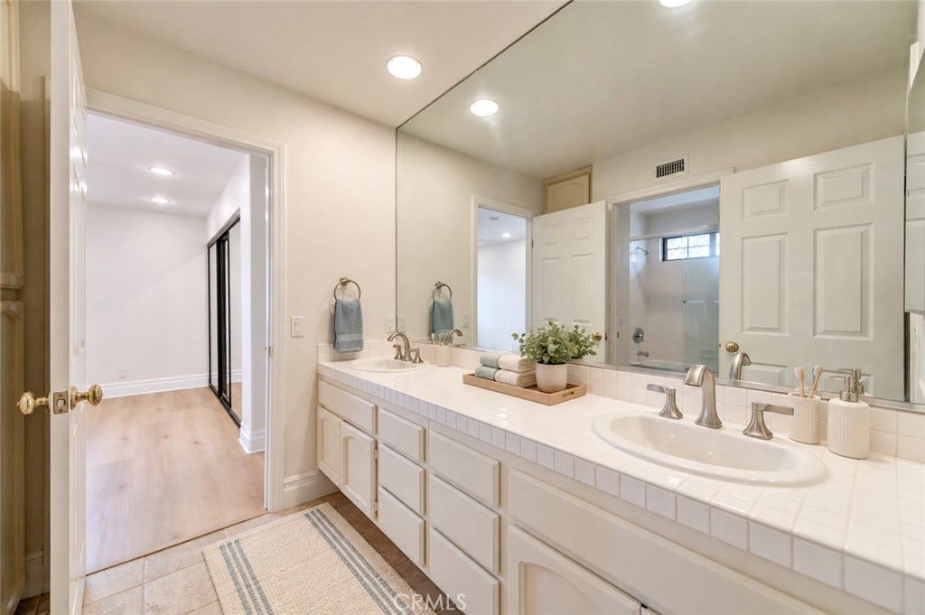 22201 Wayside, Mission Viejo, CA 92692