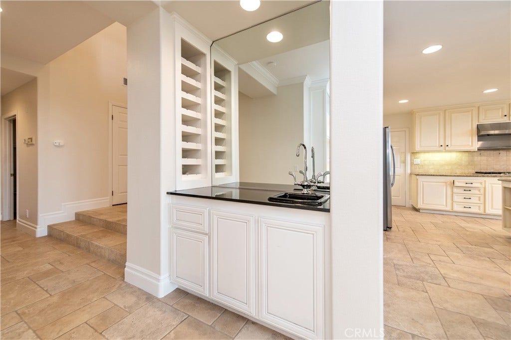 22201 Wayside, Mission Viejo, CA 92692